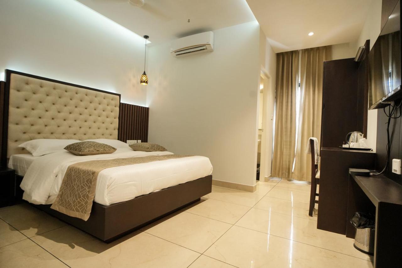 Готель Sulu Residency Kochi Екстер'єр фото
