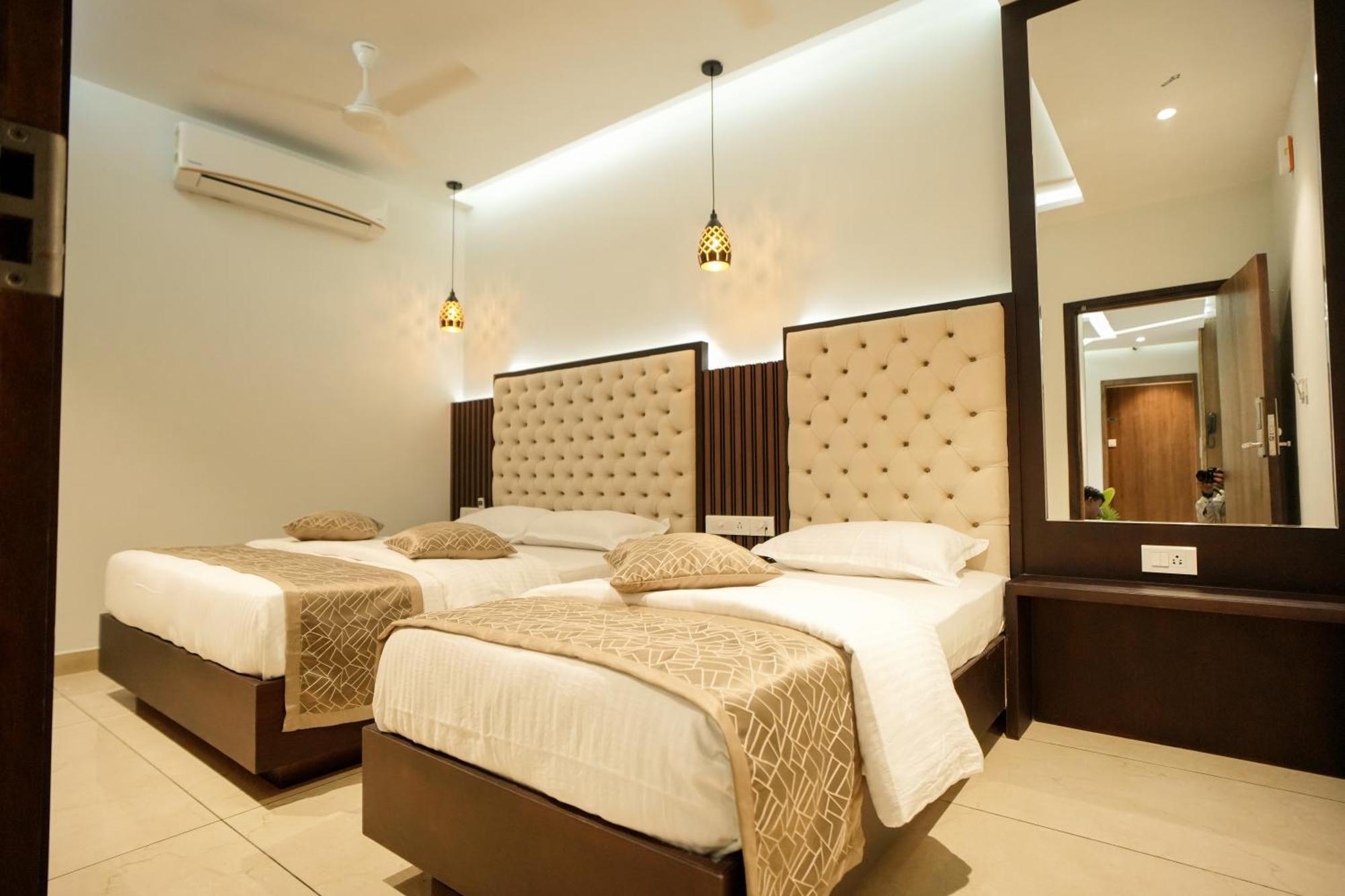 Готель Sulu Residency Kochi Екстер'єр фото